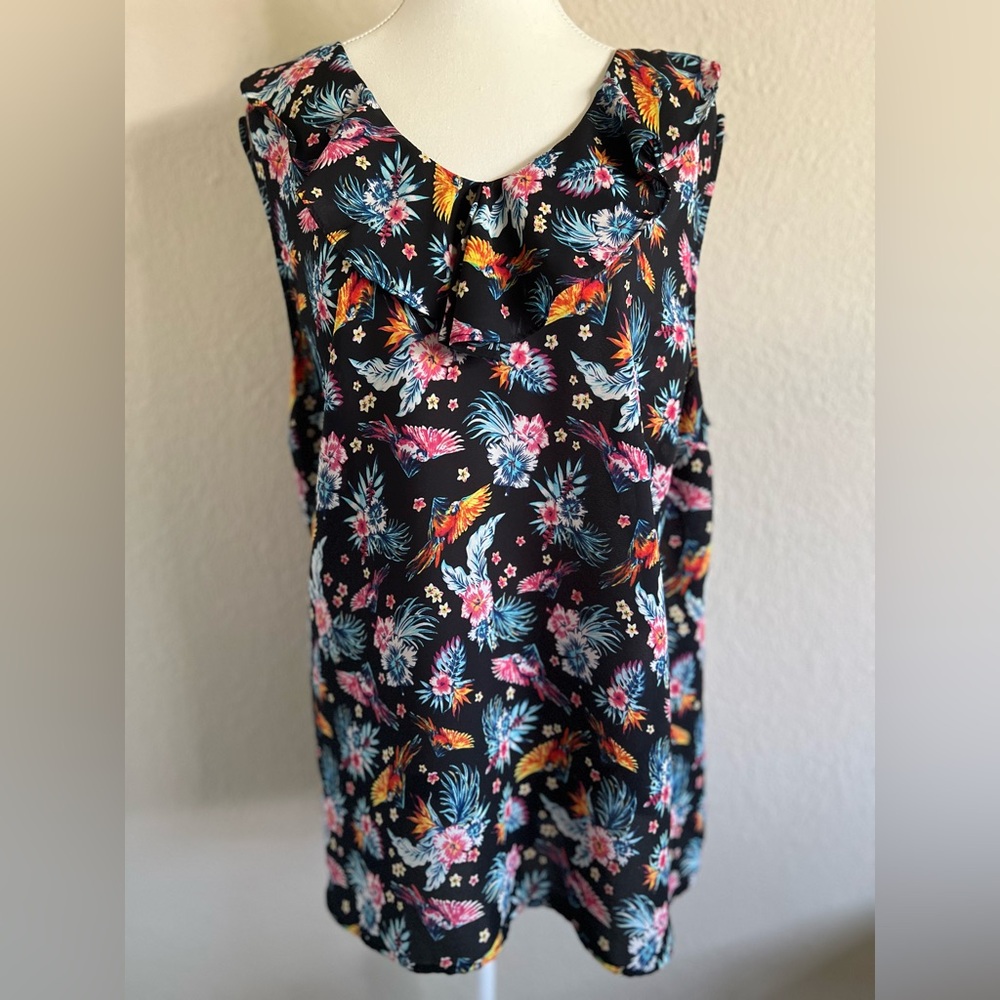 Terra & Sky Black Floral Sleeveless Top
